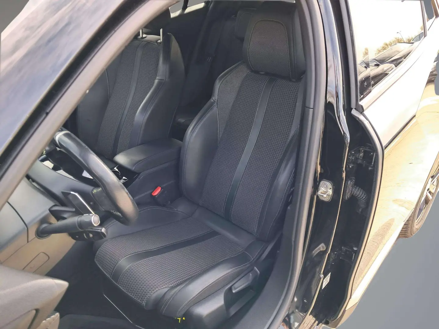 Peugeot 2008 1.2 PureTech GT