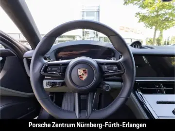 Panamera 4 E-Hybrid ActiveRide Massage HD-Matrix