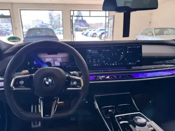 740 d xDrive Lim M Sport*Iconic Glow-Sky Loung*
