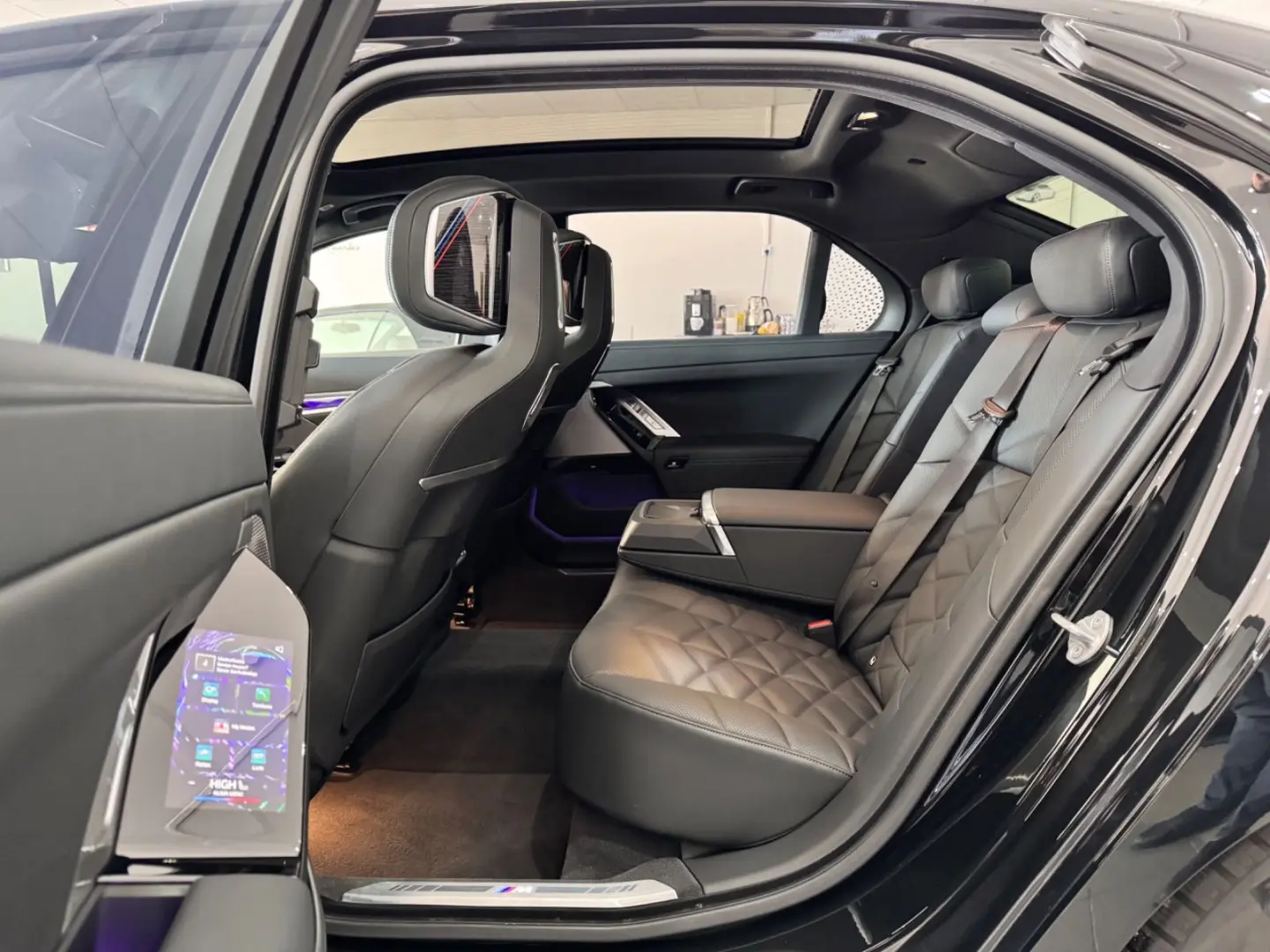 740 d xDrive Lim M Sport*Iconic Glow-Sky Loung*