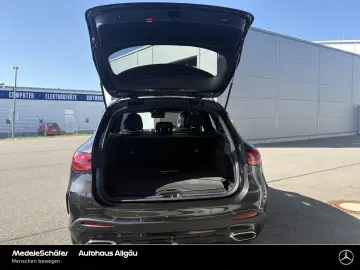 GLC 300 e 4M AMG MASSAGE AHK D-Light Pano