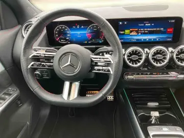 GLA 220 4M AMG AdvPlus+Pano+Distr+Key+LED+Kam+AP