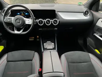 GLA 250 4Matic AMG (( LED+Pano+Sound+Business ))