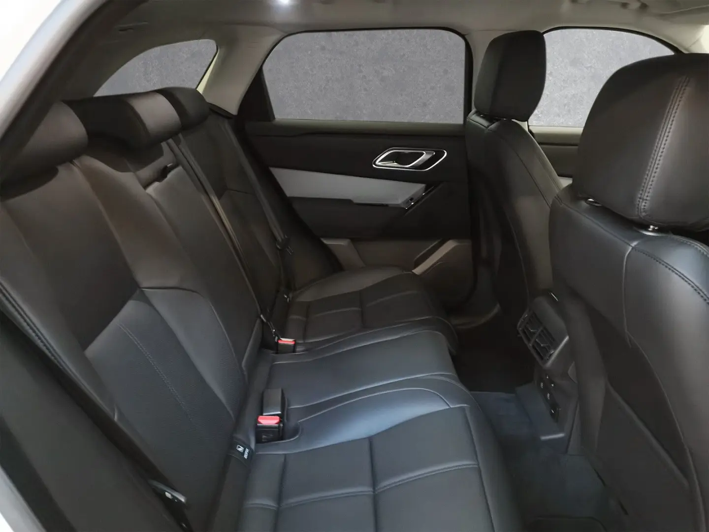 Range Rover Velar P400e Hybrid S