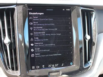 XC60 B4 Benzin Plus Dark +Pano+harman+ACC+BLIS+