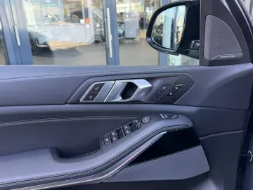 X5 M60i xDrive M Sport Pro Luftfahrw AHK Sthzg