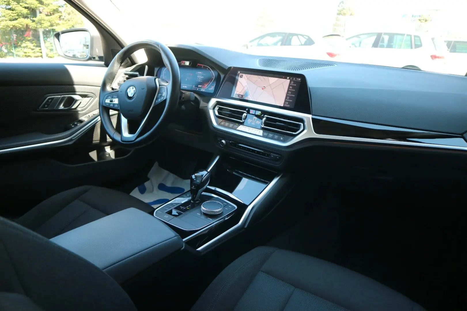320 i Advantage*MEMORY*SHZ*AMBIENTE