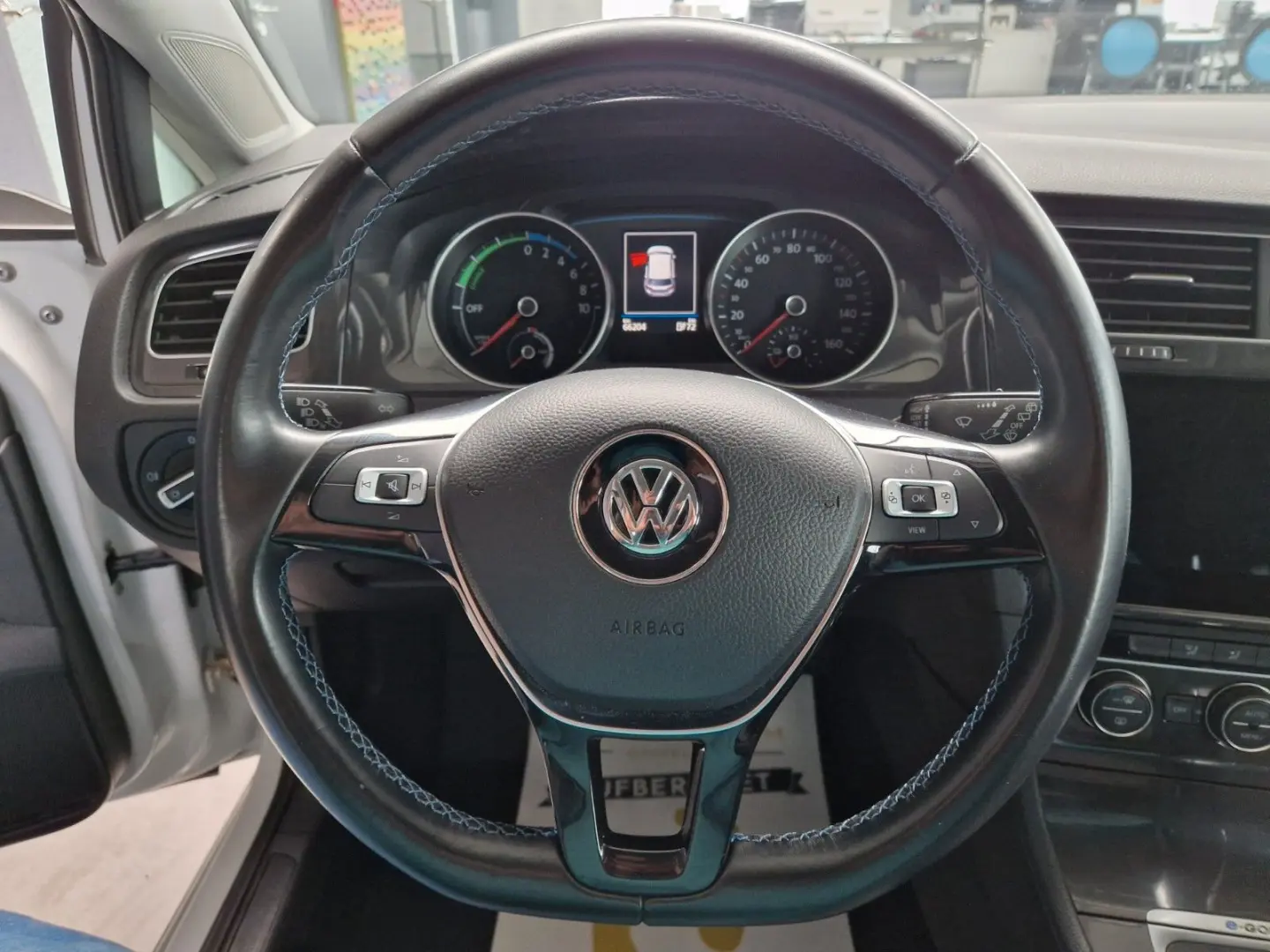 e-Golf VII Lim.*WÄRMEPUMPE*NAVI*LED*SCHNELLLADE*