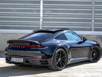 Porsche 911 Carrera 4 PDK