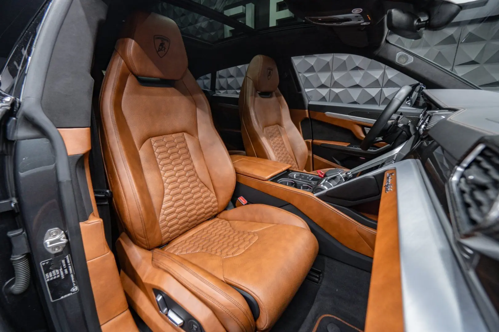 Urus /Deutsch/U-Frei/Carbon/23Zoll/Night/