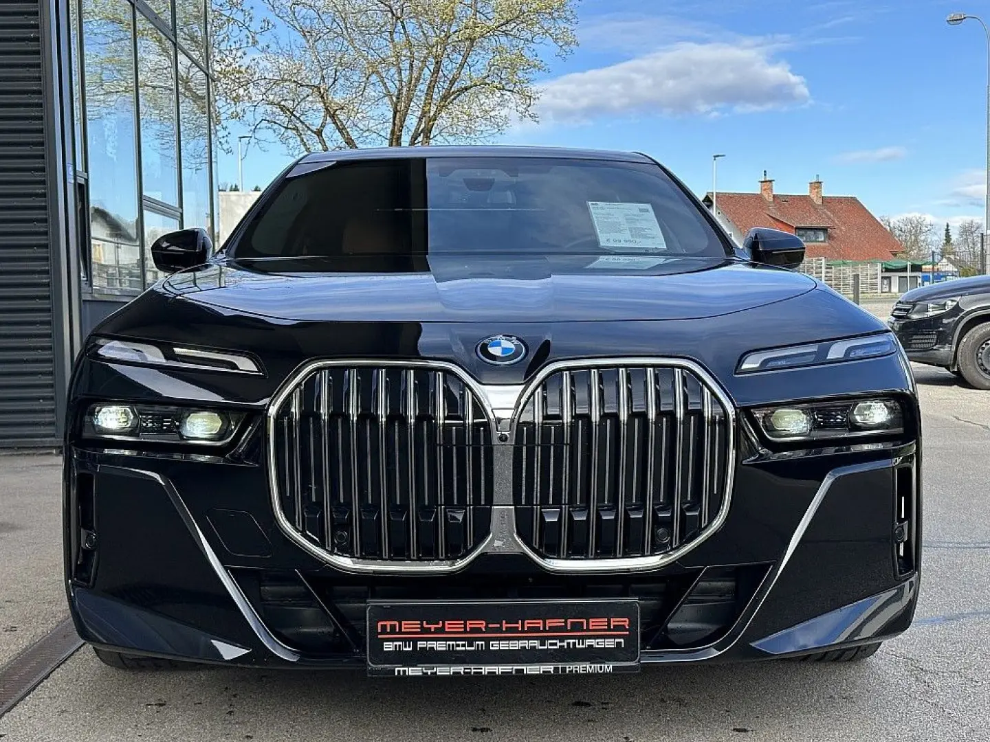 750i e xDrive Limousine 18,7 kWh Aut.