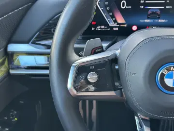 750i e xDrive Limousine 18,7 kWh Aut.