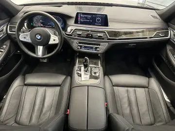 BMW Seria 7 740d xDrive