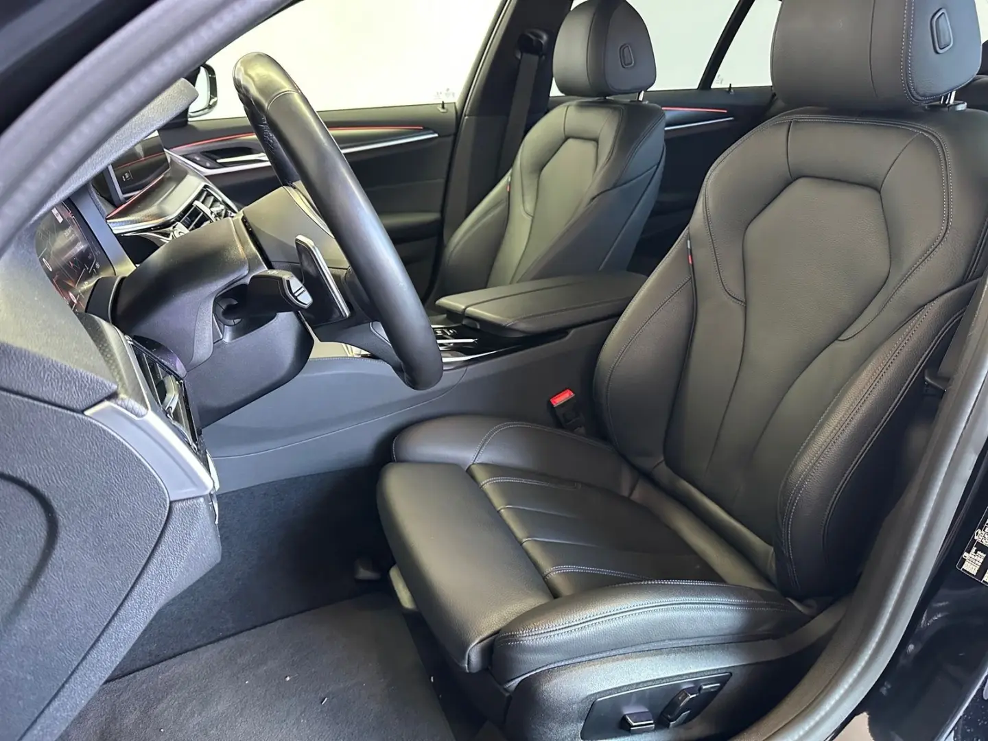 520iLim.*M Sport*Laser*Navi*Kamera*Leder*AHK*HUD