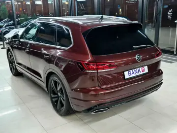 Touareg 3.0 TDI R-Line*V-COCKPIT*STAND*360°*