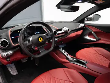 Ferrari 812 Superfast 6.5 V12 Passager Display