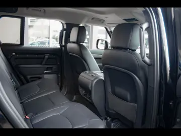Defender  110 D250 S AWD