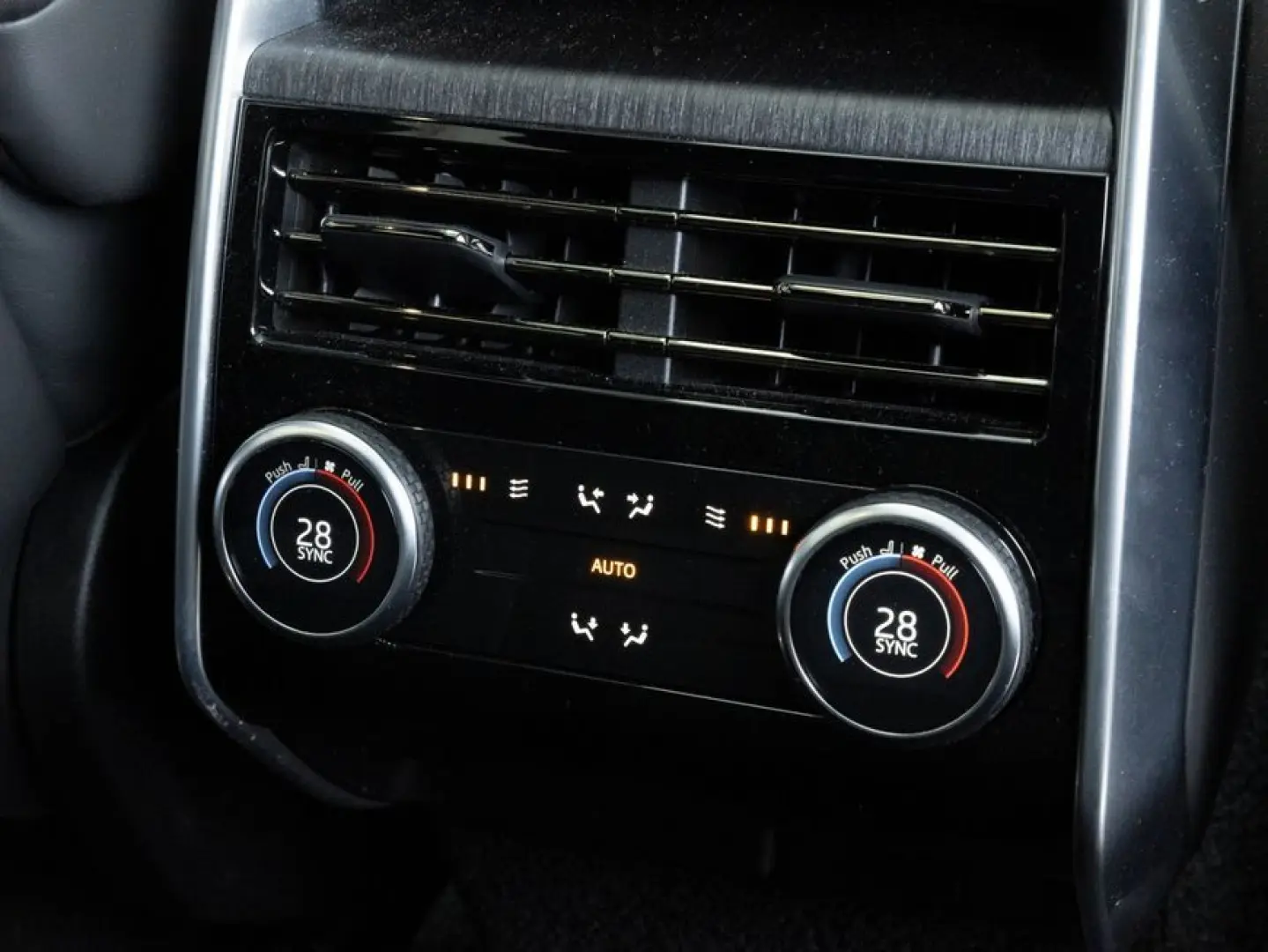 Range Rover D300 HSE