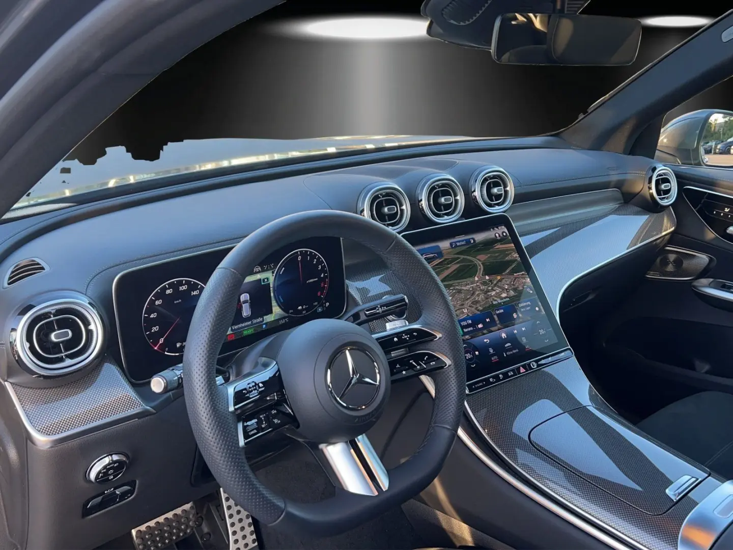 GLC 300 de 4M+AMG-Line+PSD+AHK+Memory+DISTRONIC