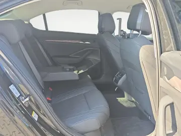 Superb 2.0 TSI 4x4 L&K LEDER  MATRIX SOUND 360° 