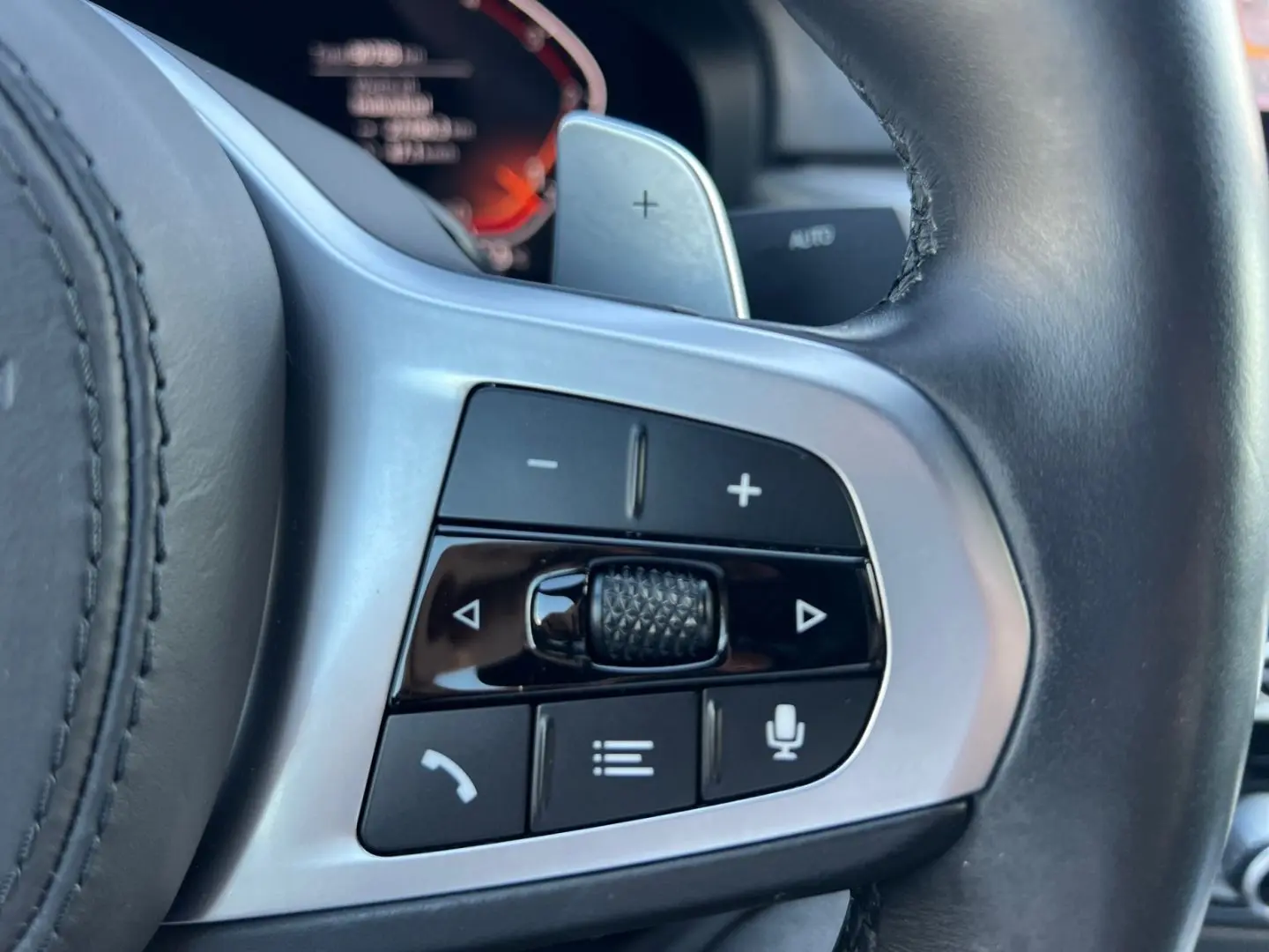 520 d *Navi*LED*CarPlay*CAM*el Sitze*PDC*TWA*SHZ