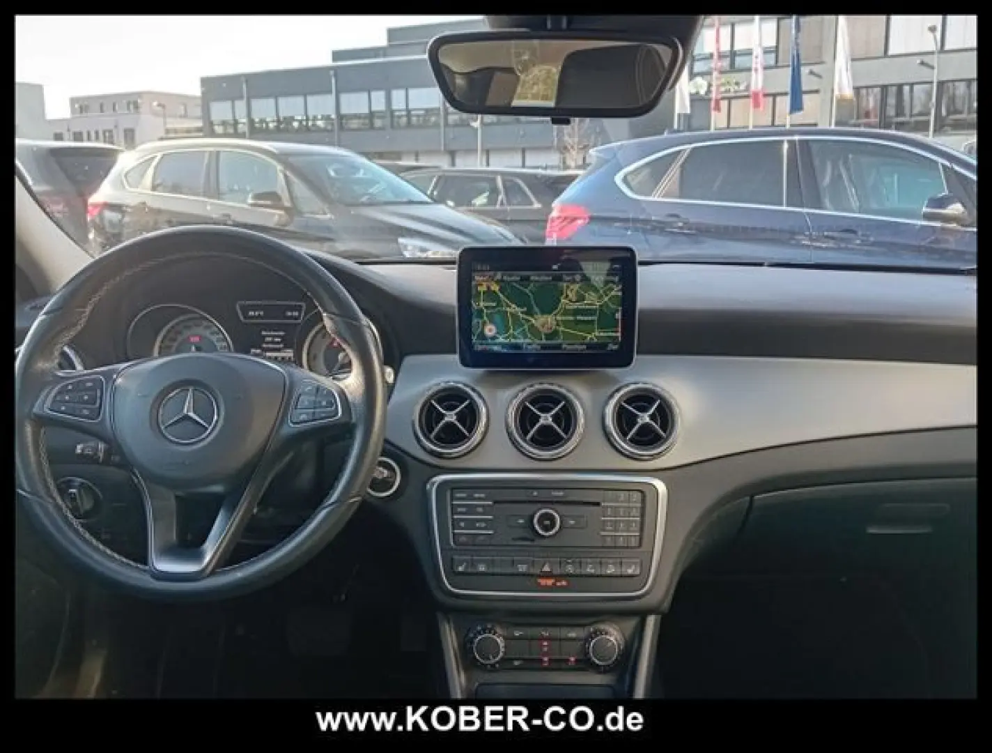 GLA 220 d Score 4Matic NAVI+KAMERA+DISTRONIK PRO