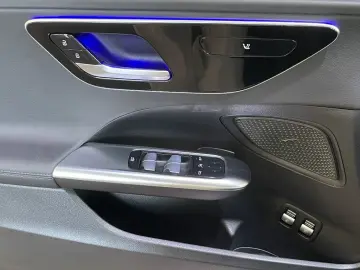 C 300 e AMG-Line Night*R.Cam*Distr.+*Navi*LED*