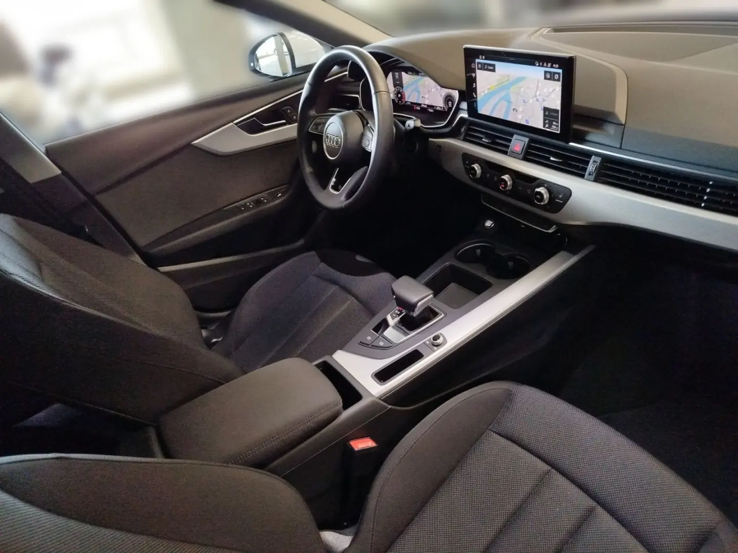 A4 35 TFSI advanced S tronic Navi Tempomat DAB V