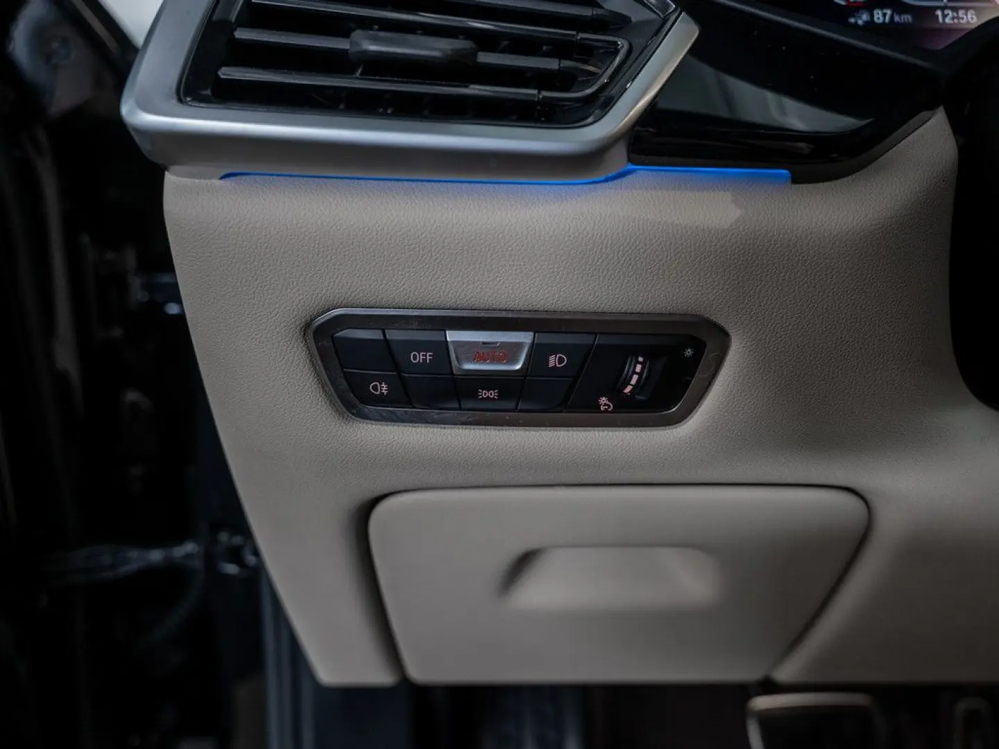 X5 xDrive 45e M-Sportpaket PANO AHK HUD 360° LED