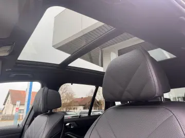 X5 30d xDrive M-Sport-Pro ABSTANDSTEMP AHK