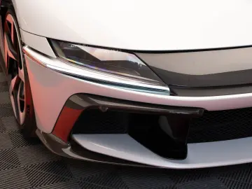 Ferrari 12 CILINDRI STOCK NEW COC MY2025