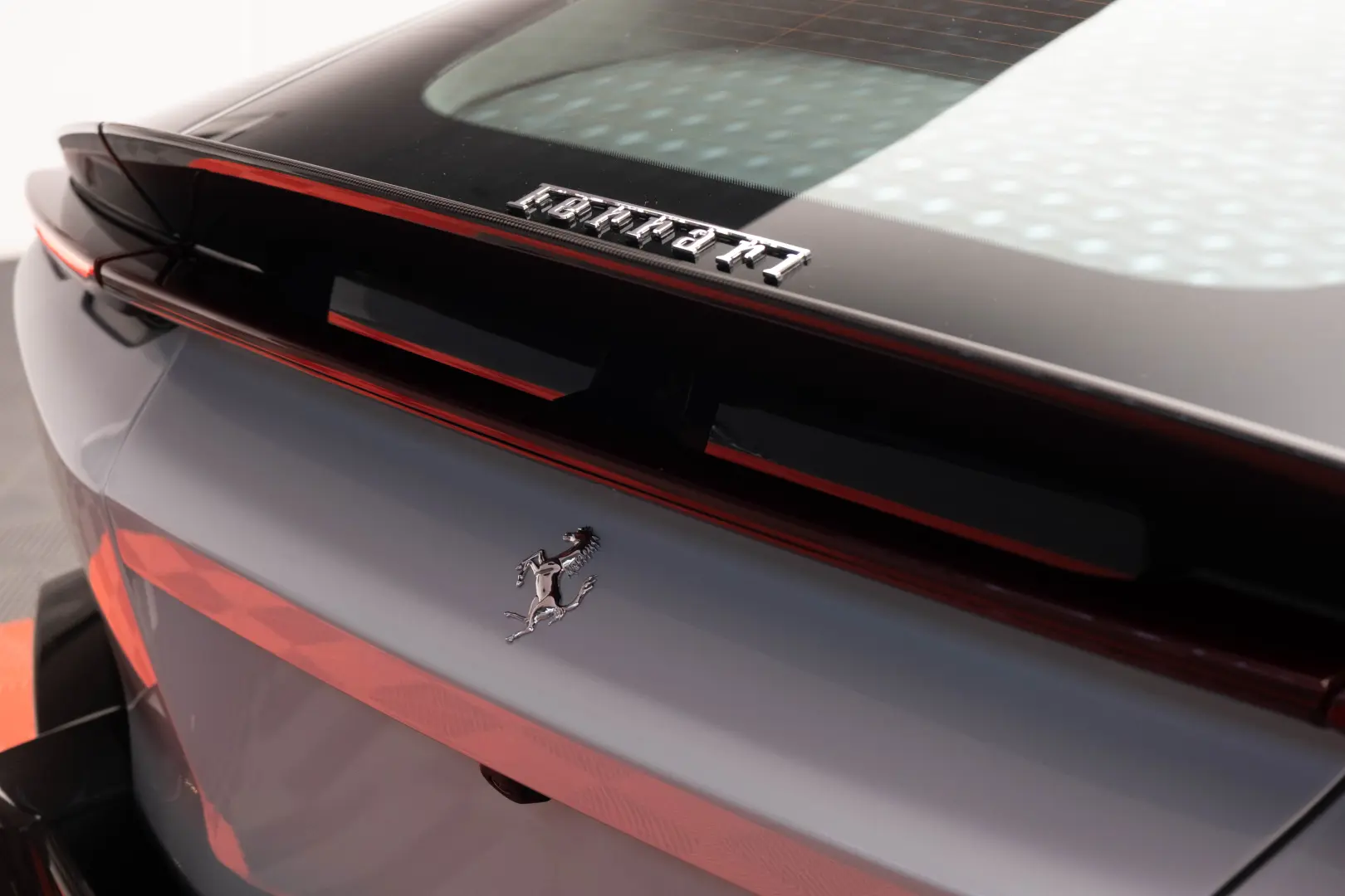 Ferrari 12 CILINDRI STOCK NEW COC MY2025