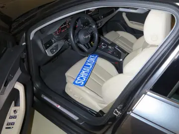 A4 40 TDI 2.0 SCR S tronic sport Leder Navi LM18