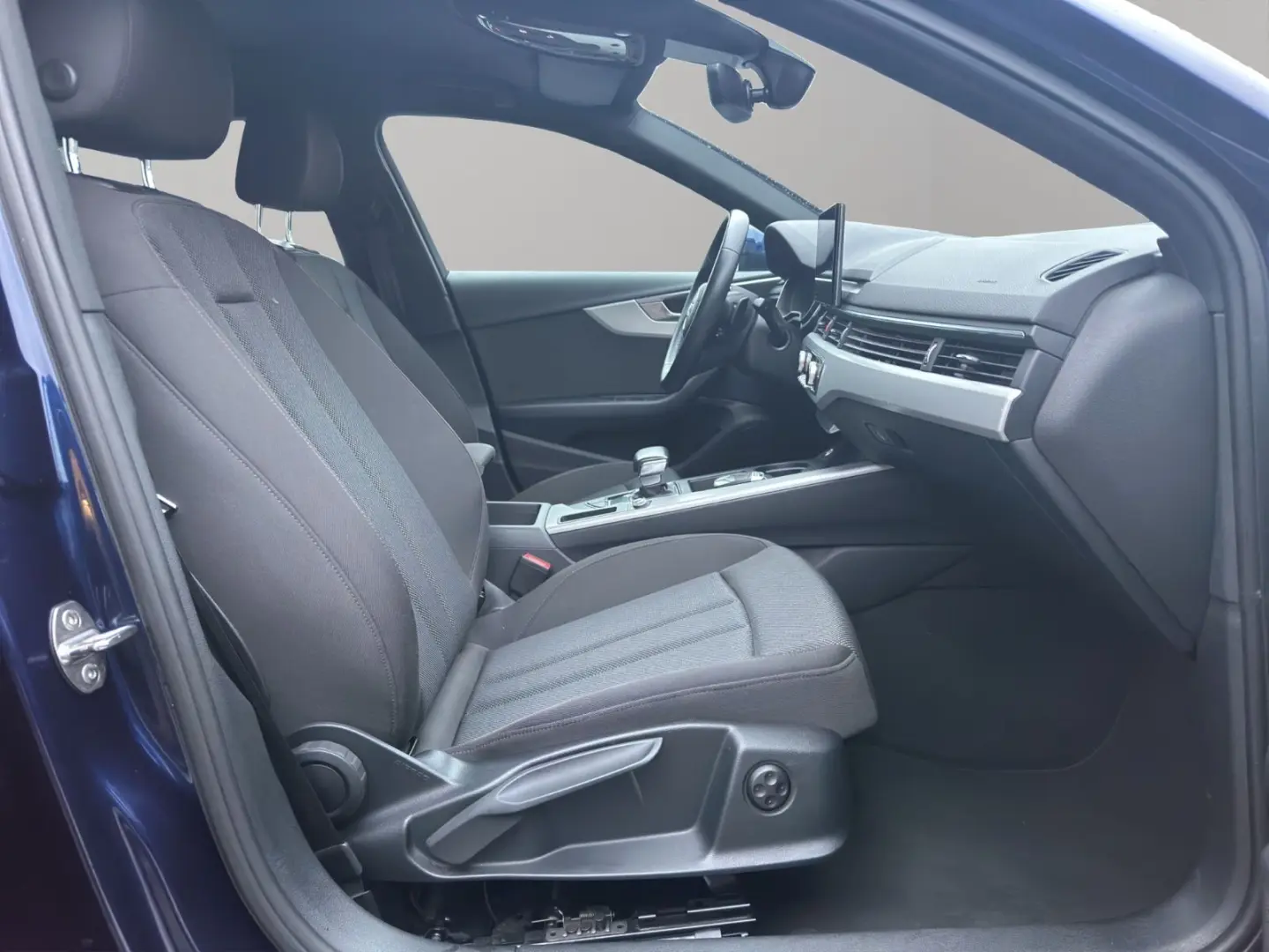 A4 Lim. 40 TDI Virtual*Kamera*LED*App*Navi*Optik
