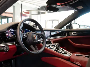 Panamera GTS|CHRONO-PAKET|SPORT-DESIGN|HEAD-UP