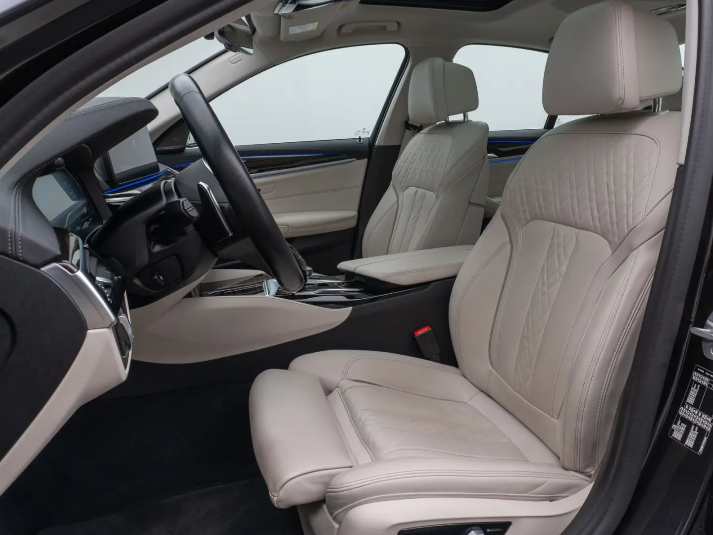 BMW 540i Luxury Line