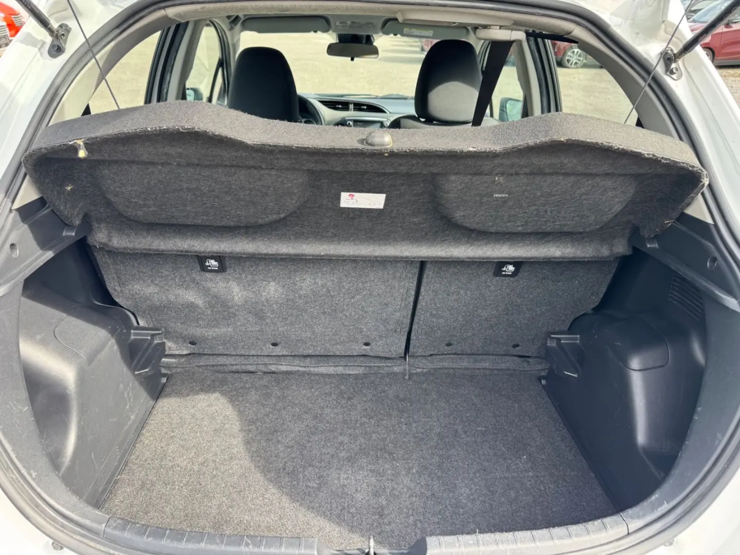 Yaris Hybrid Business Kamera Navi Klimaautomatik