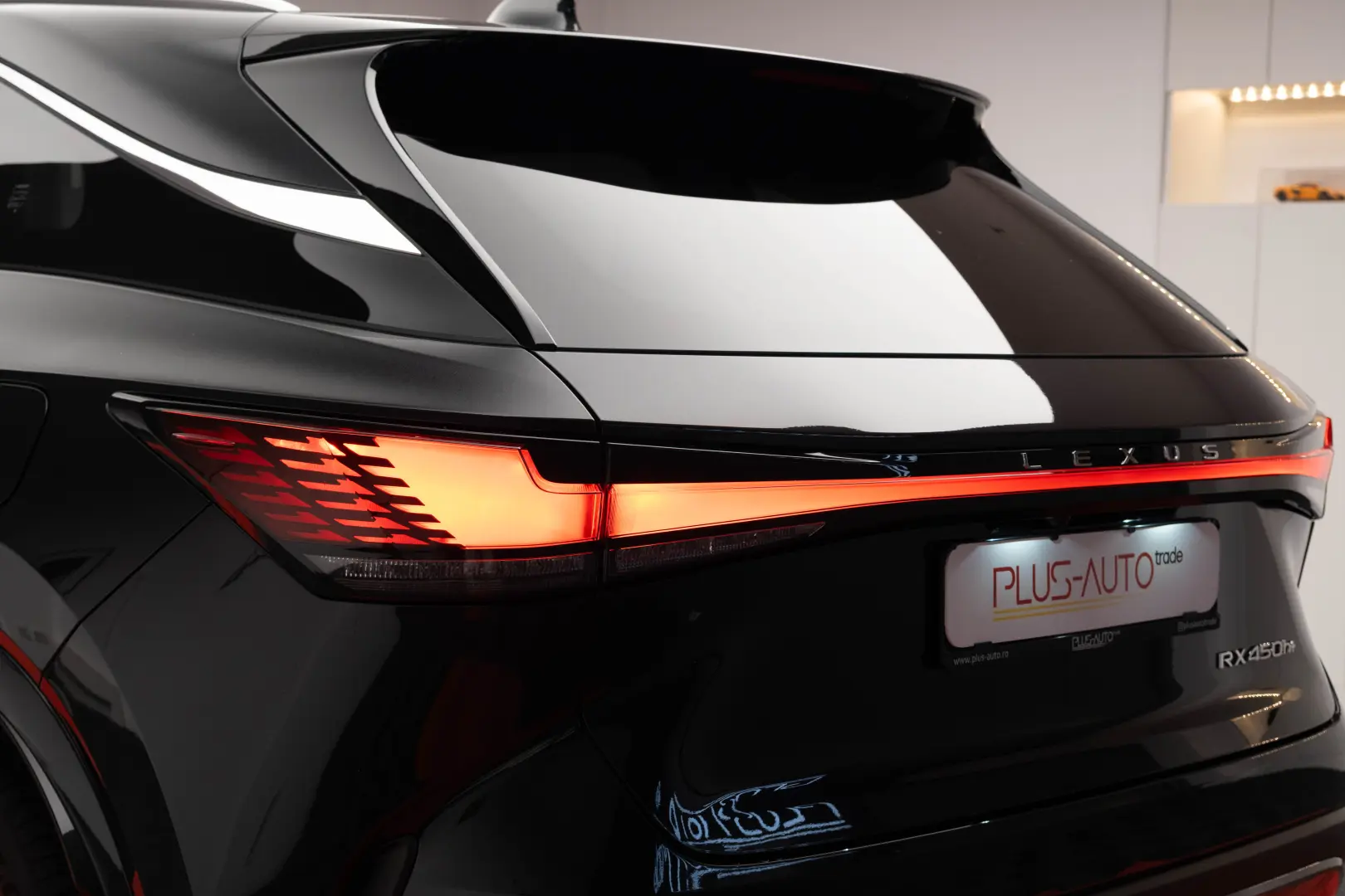 Lexus RX450H+ Luxury - Model 2025 - Auto NOU