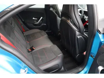 CLA 35 AMG 4M Night Aero Pano Stdhzg Perfo-Sitze