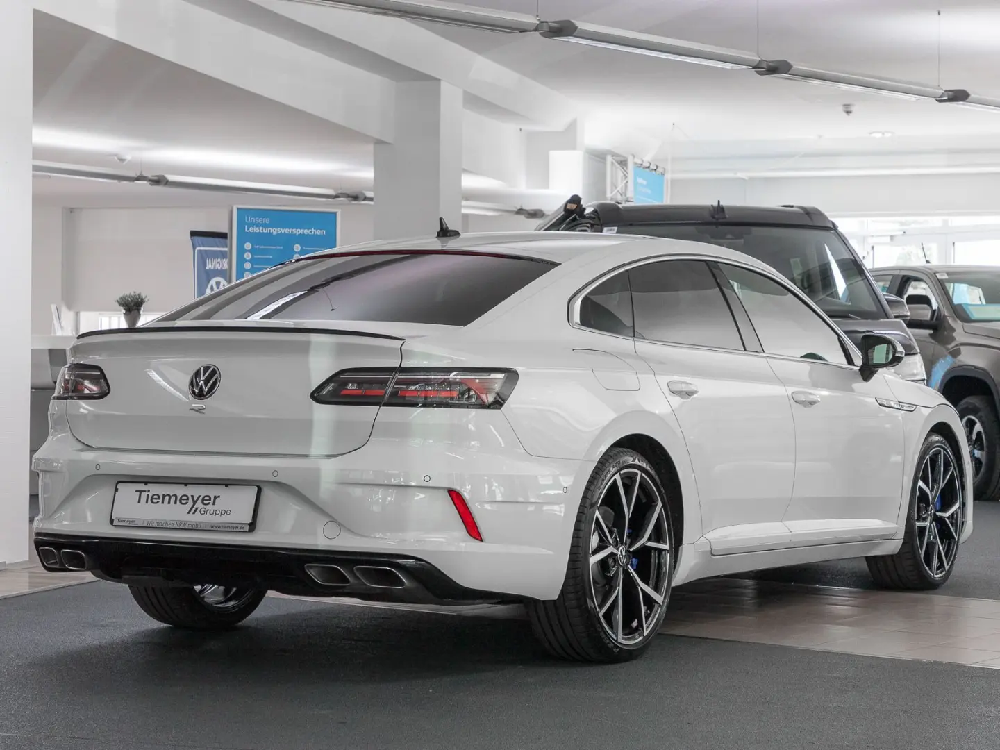 Arteon R LM20 PANO IQ.LIGHT NAVI PRO 360°