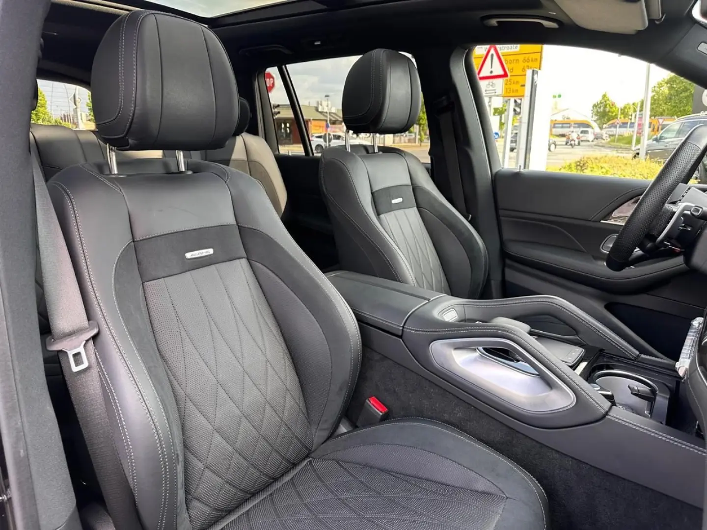 GLS 63 AMG 4M+ Night Sitzklima Massage AHK Pano