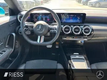 CLA 200 Cp AMG Sport Navi LED Pano Ambi Kamera 1
