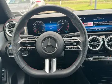 CLA 200 Coupé AMG Night Premium AHK RüCam Multib
