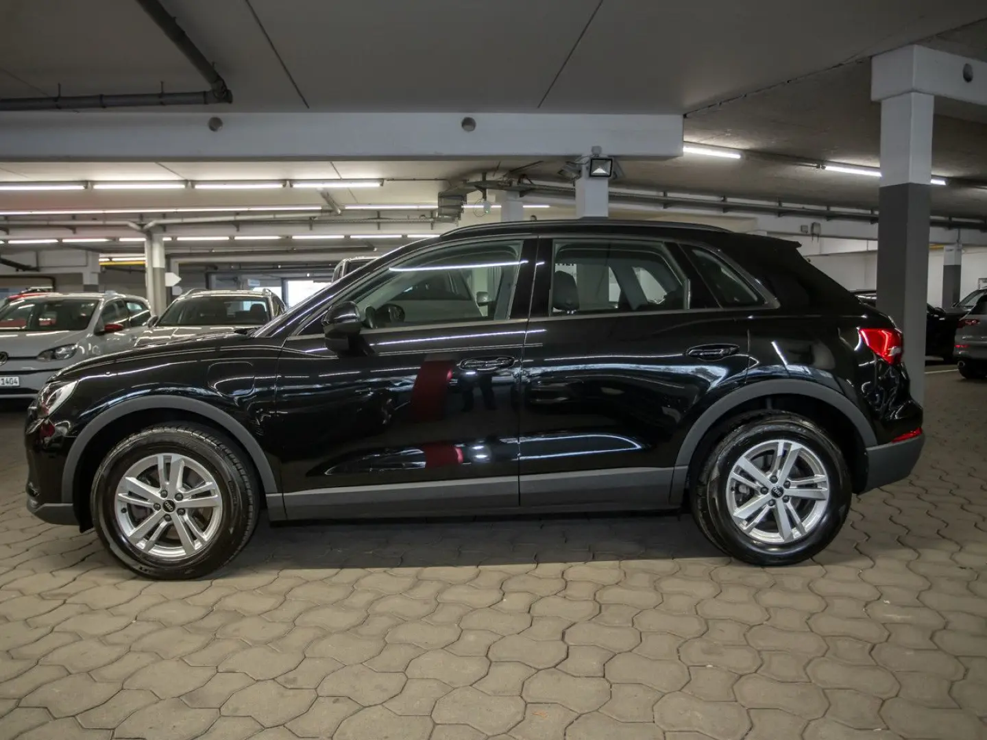 Q3 45 TFSI e AHK LED virtCo Sitzheizung PDC