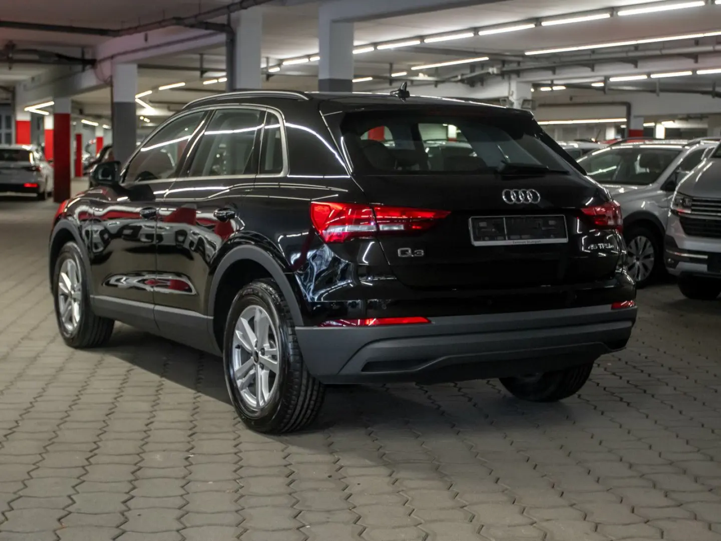 Q3 45 TFSI e AHK LED virtCo Sitzheizung PDC