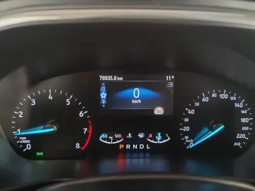 Ford Focus 1.0 EcoBoost MHEV Titanium
