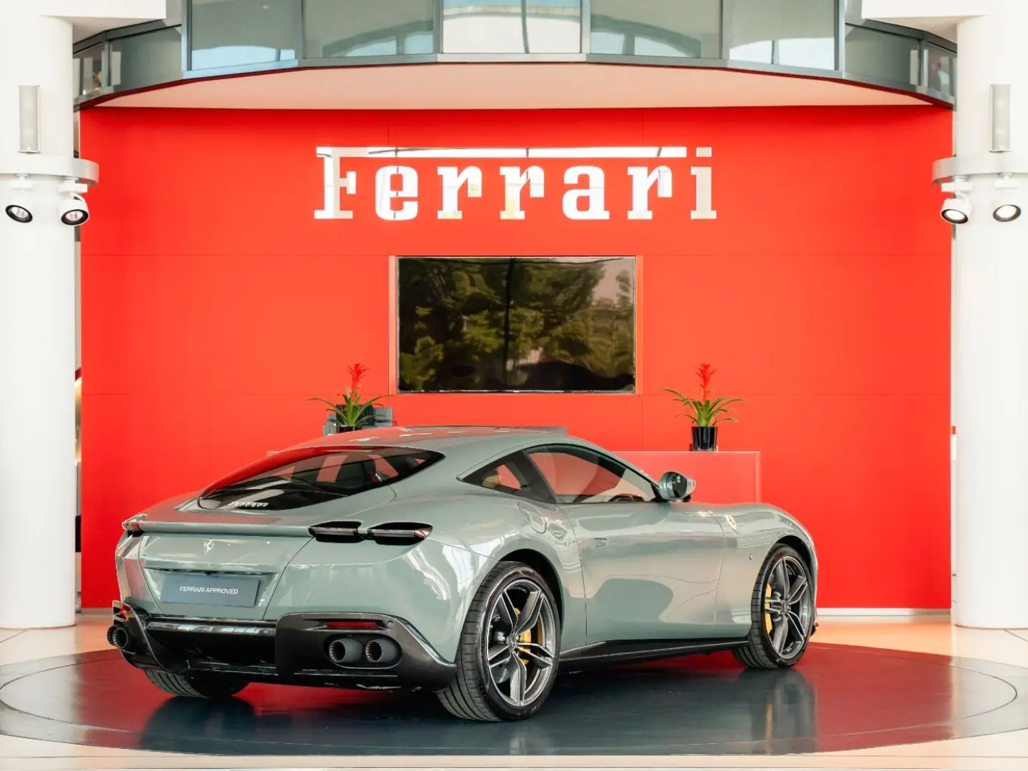 Ferrari Roma MagneRide