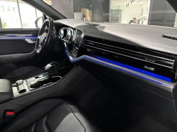 Touareg R-Line 4Motion /AMBIENTE/MEMORY/R-SITZE
