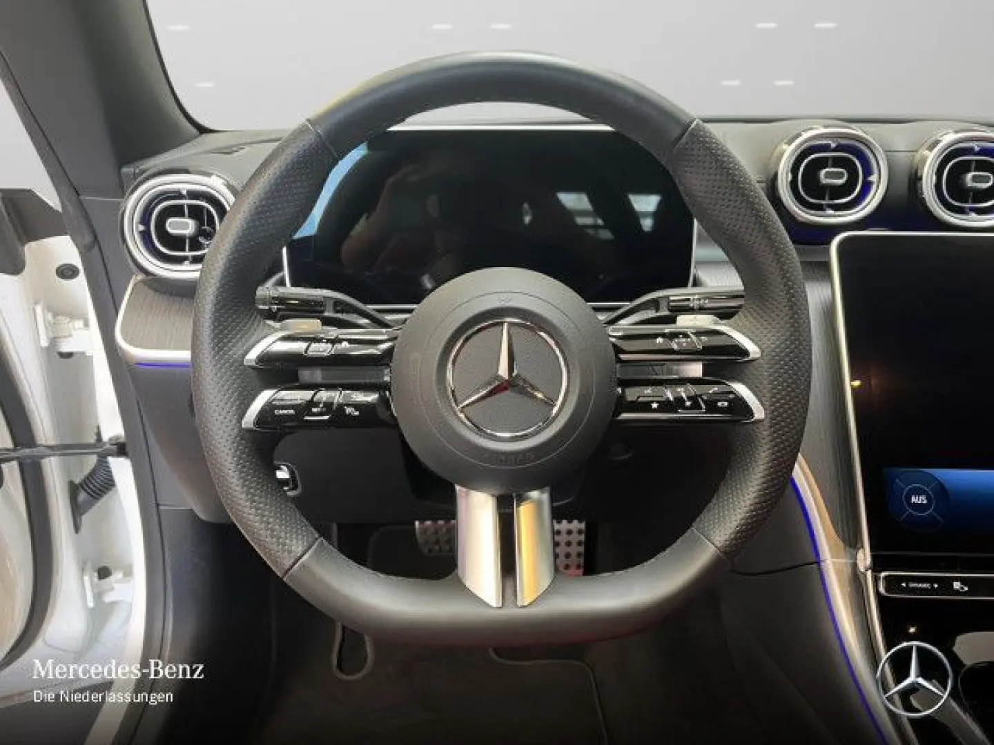 CLE 200 Cab. AMG Adv.+/AHK/360°/NIGHT/Winter/