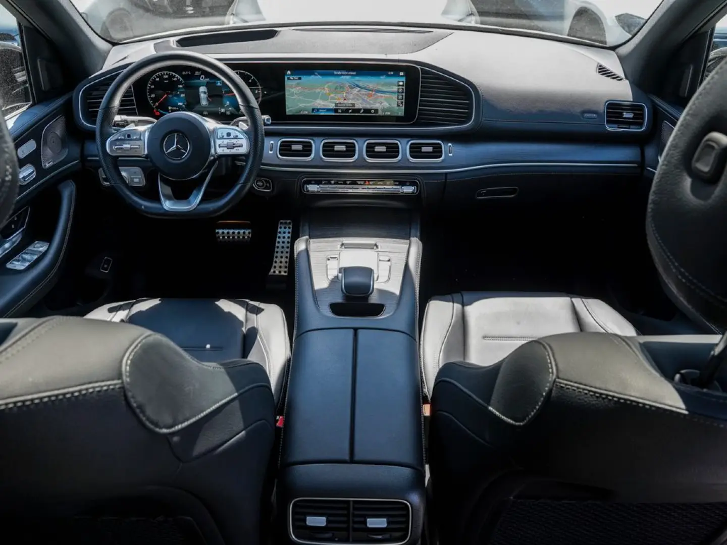 GLE 400 d 4M AMG-LINE PANO HUD AHK DISTRONIC NIG